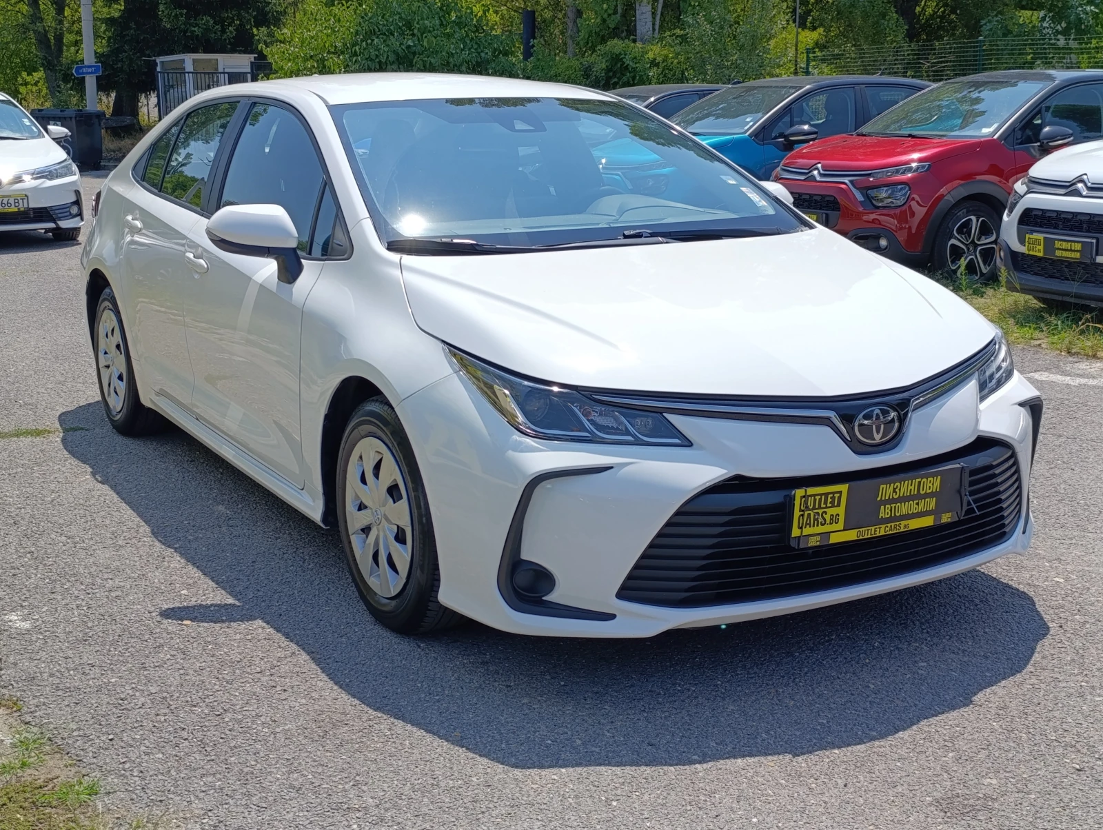 Toyota Corolla 1.5 DYNAMIC FORCE - изображение 2