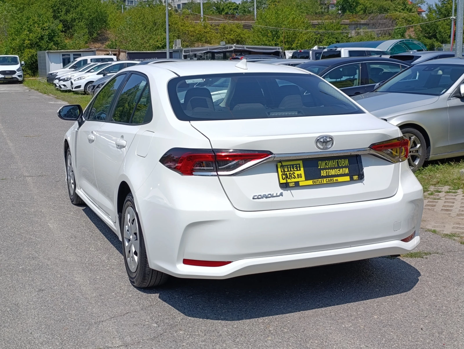 Toyota Corolla 1.5 DYNAMIC FORCE - изображение 4