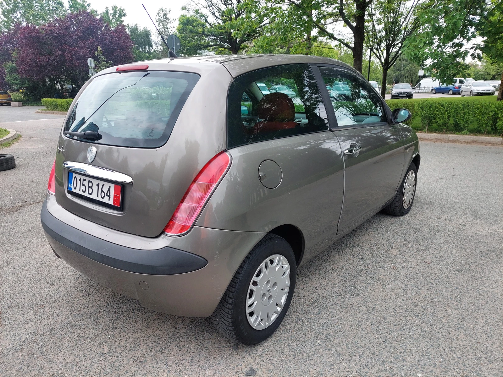 Lancia Ypsilon 1, 2i 60ps KLIMA - изображение 4