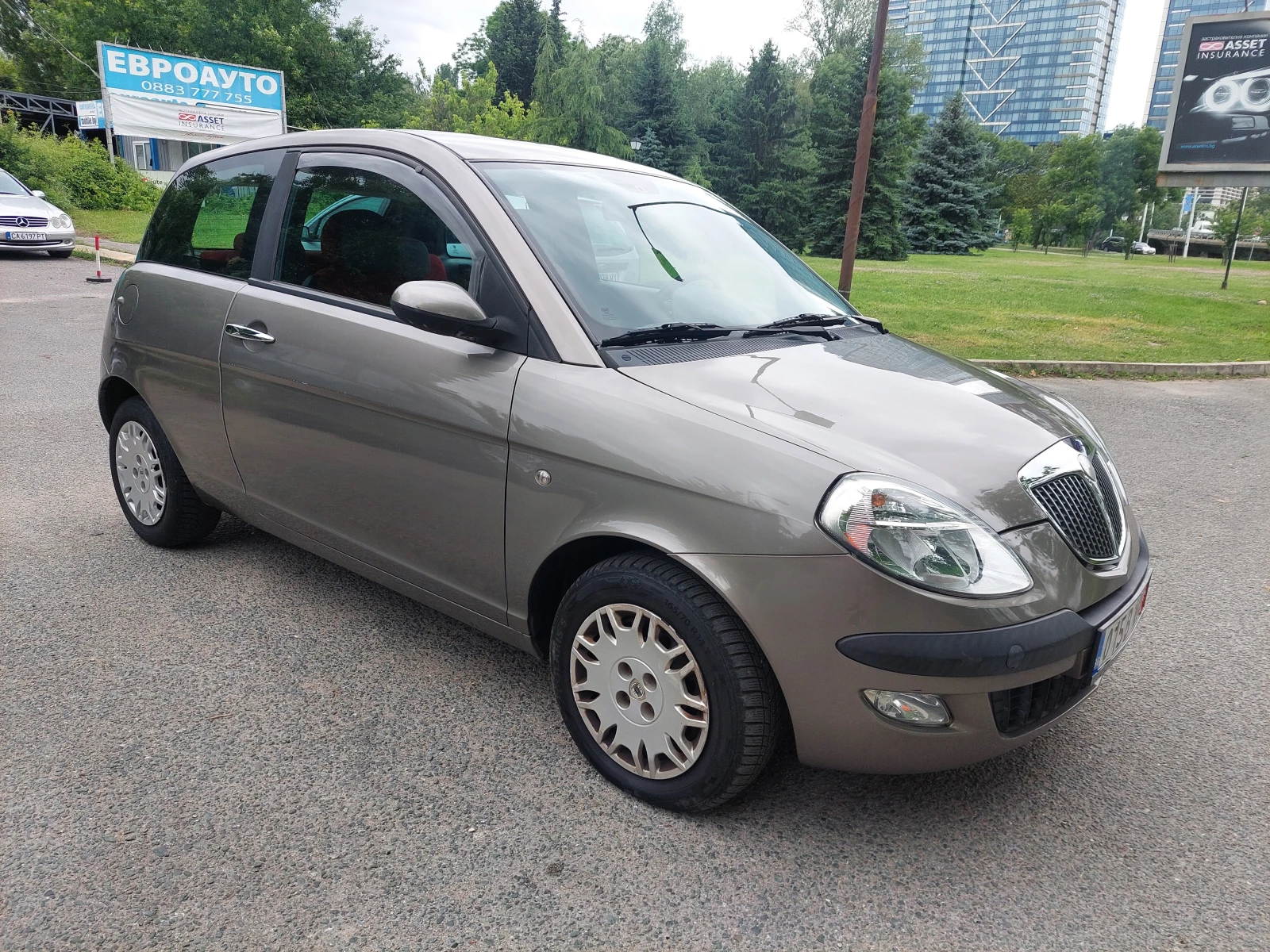 Lancia Ypsilon 1, 2i 60ps KLIMA - изображение 3