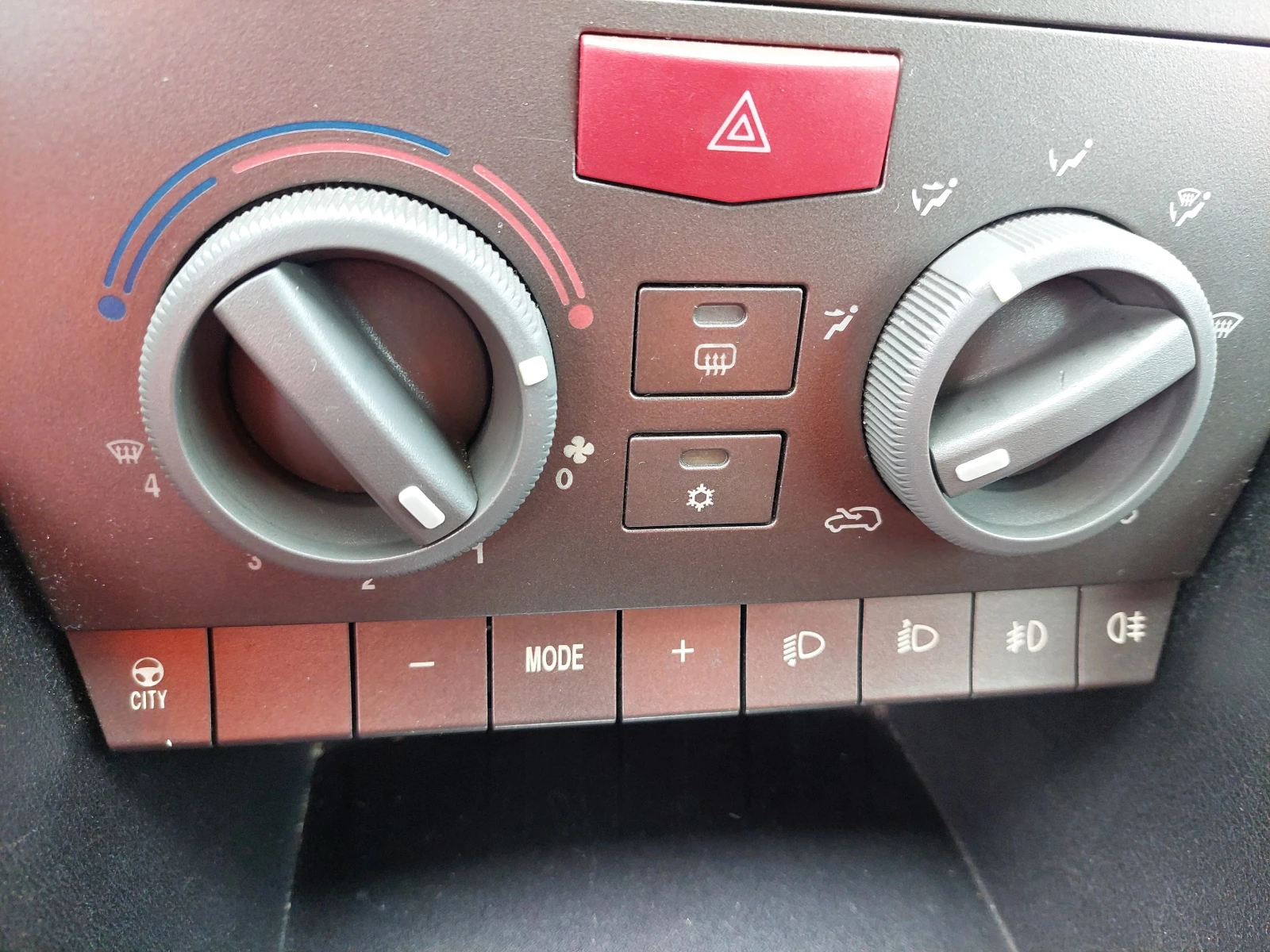 Lancia Ypsilon 1, 2i 60ps KLIMA | Mobile.bg   12