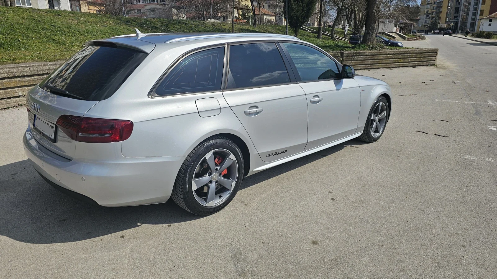 Audi A4 2.0 143kc, снимка 6 - Автомобили и джипове - 50862590