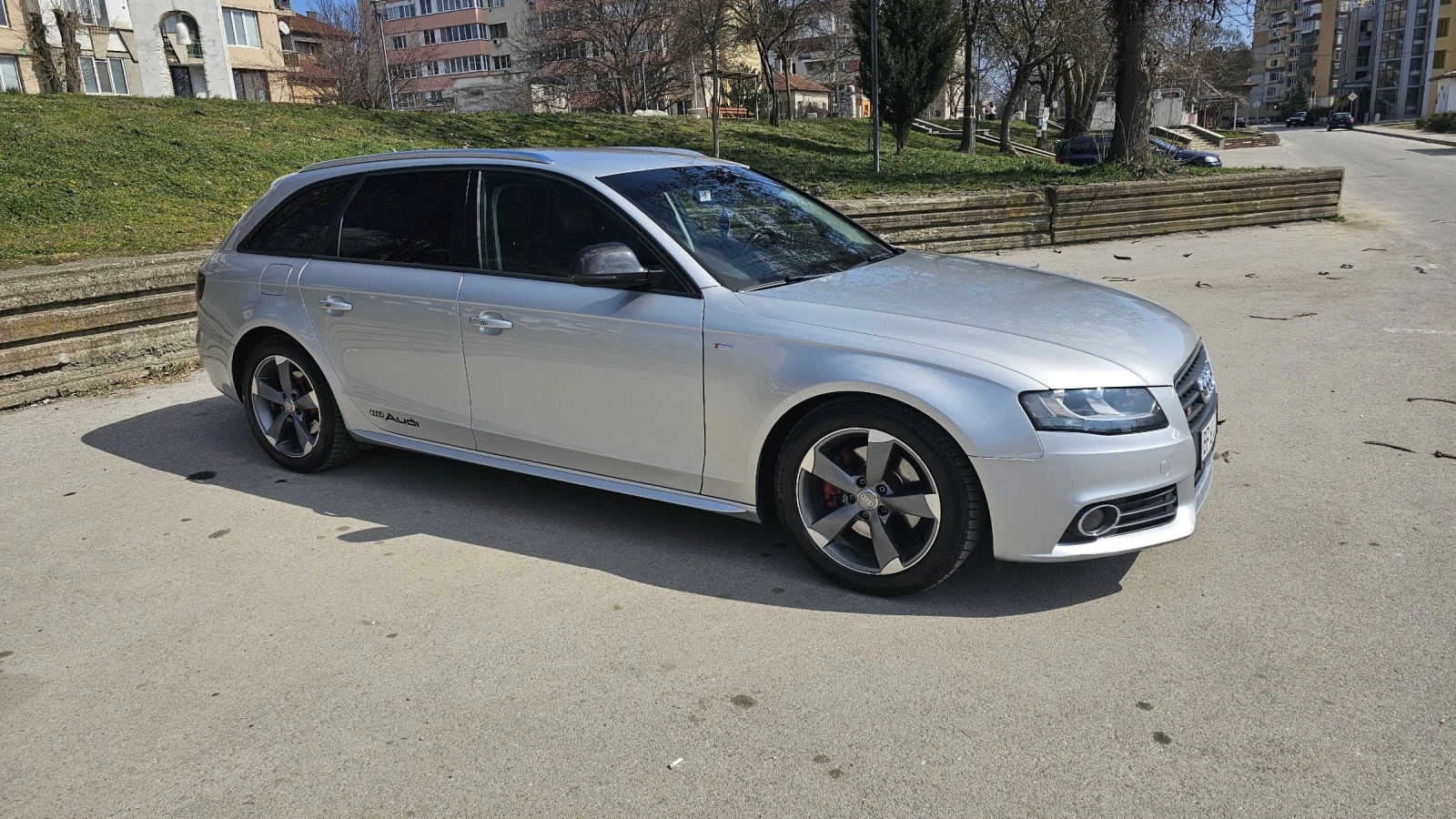 Audi A4 2.0 143kc, снимка 2 - Автомобили и джипове - 50862590
