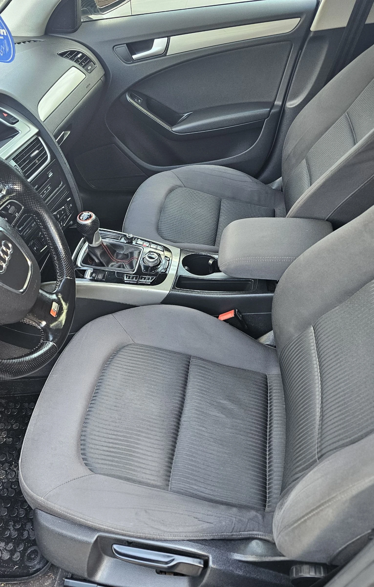 Audi A4 2.0 143kc, снимка 11 - Автомобили и джипове - 50862590