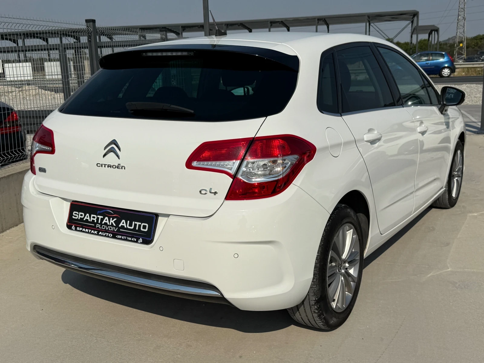 Citroen C4 1.6E-HDI* 115к.с* 2013г* 147.000КМ* НОВА*  - изображение 4