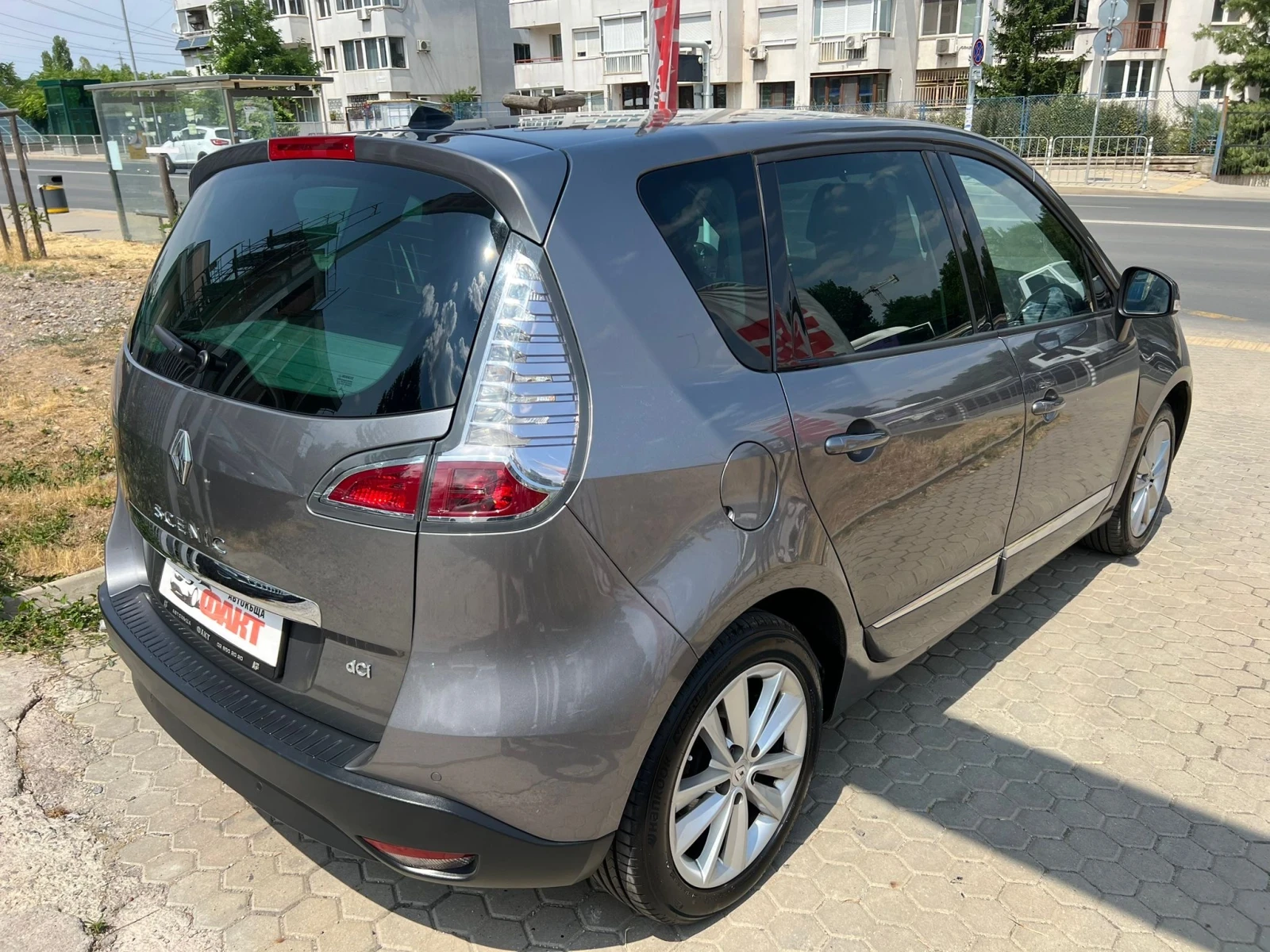 Renault Megane XMOD/1.6dCi - изображение 4
