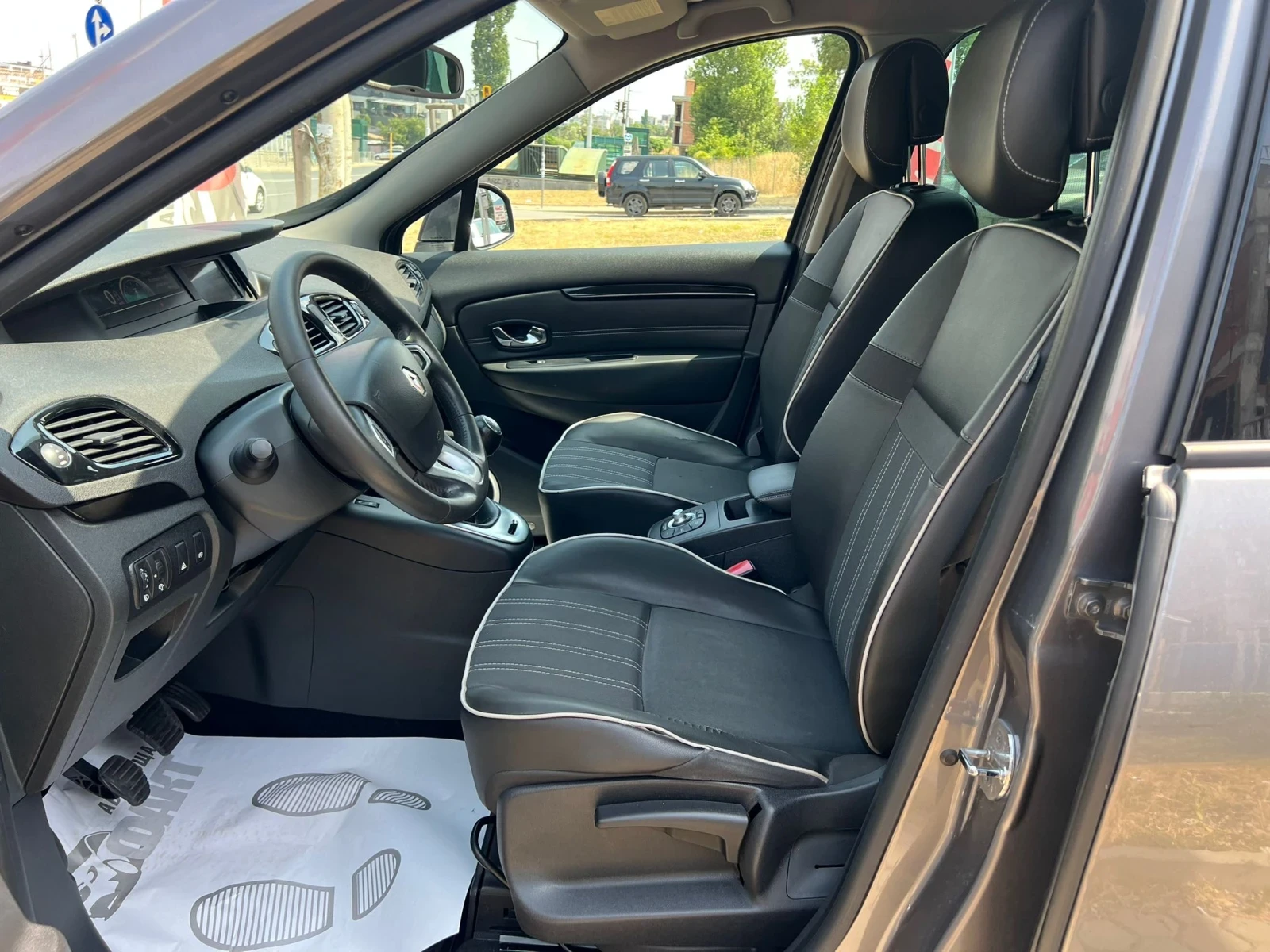 Renault Megane XMOD/1.6dCi - изображение 6