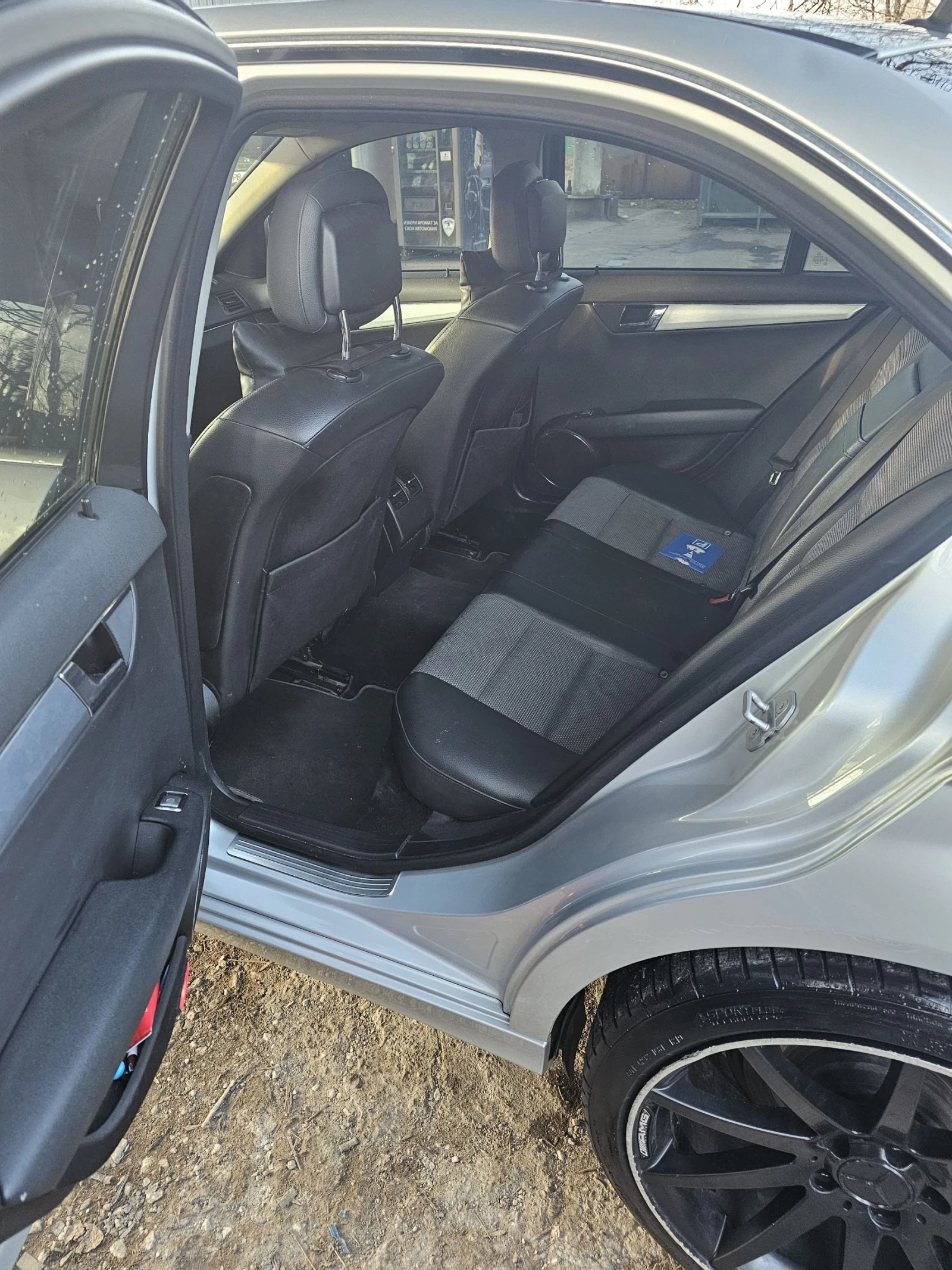 Mercedes-Benz C 220  - изображение 4