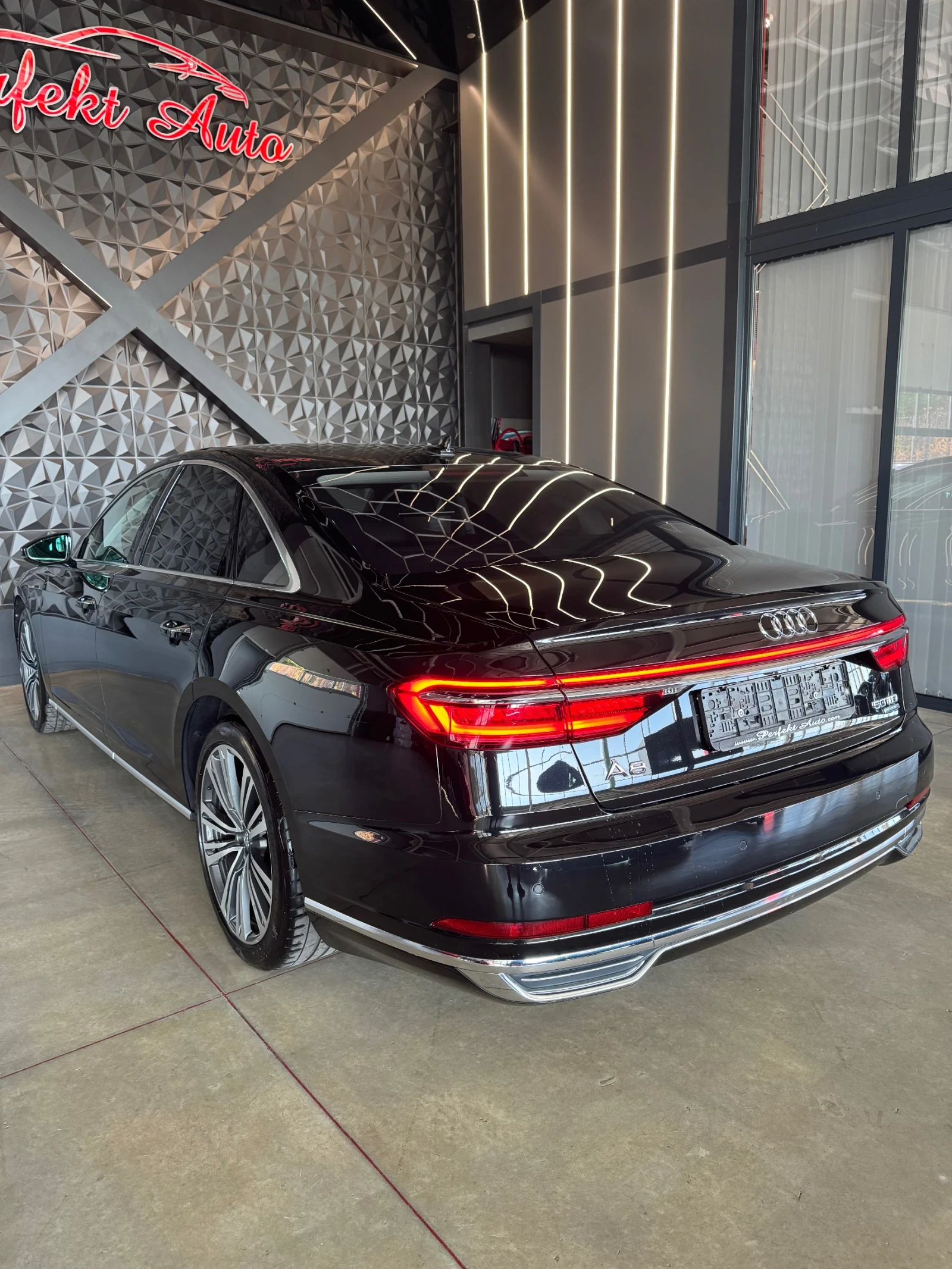 Audi A8 50 TDI QUATTRO * TV *  - изображение 3