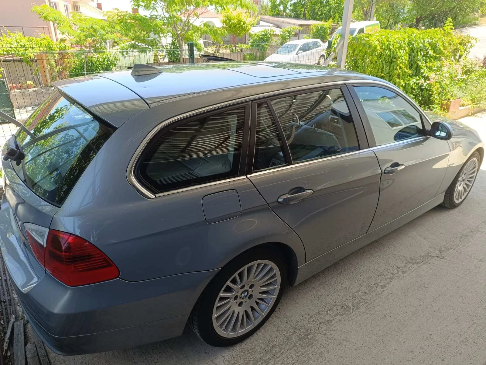 BMW 330 330XD - изображение 5