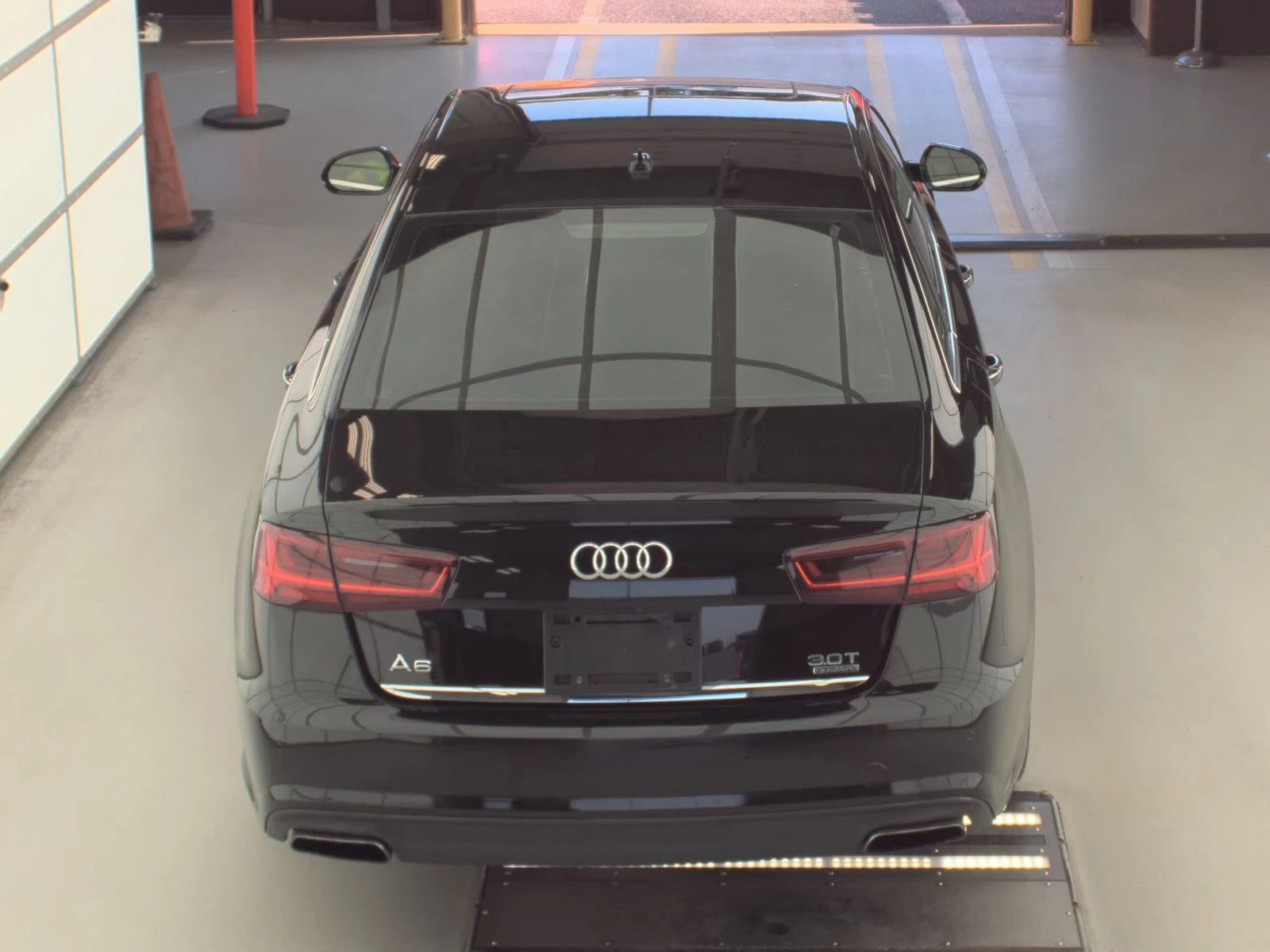 Audi A6 3.0T* PRESTIGE* MATRIX* BOSE* ПОДГРЕВ* КАМЕРА* КЕЙ - изображение 6