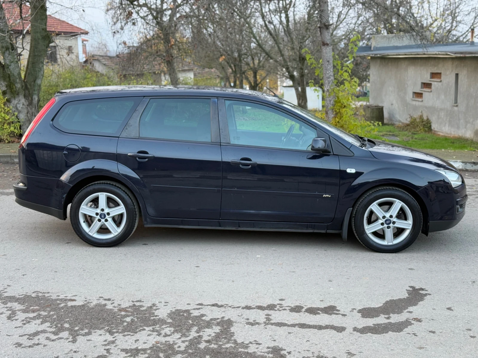 Ford Focus 1.6TDCI - изображение 2
