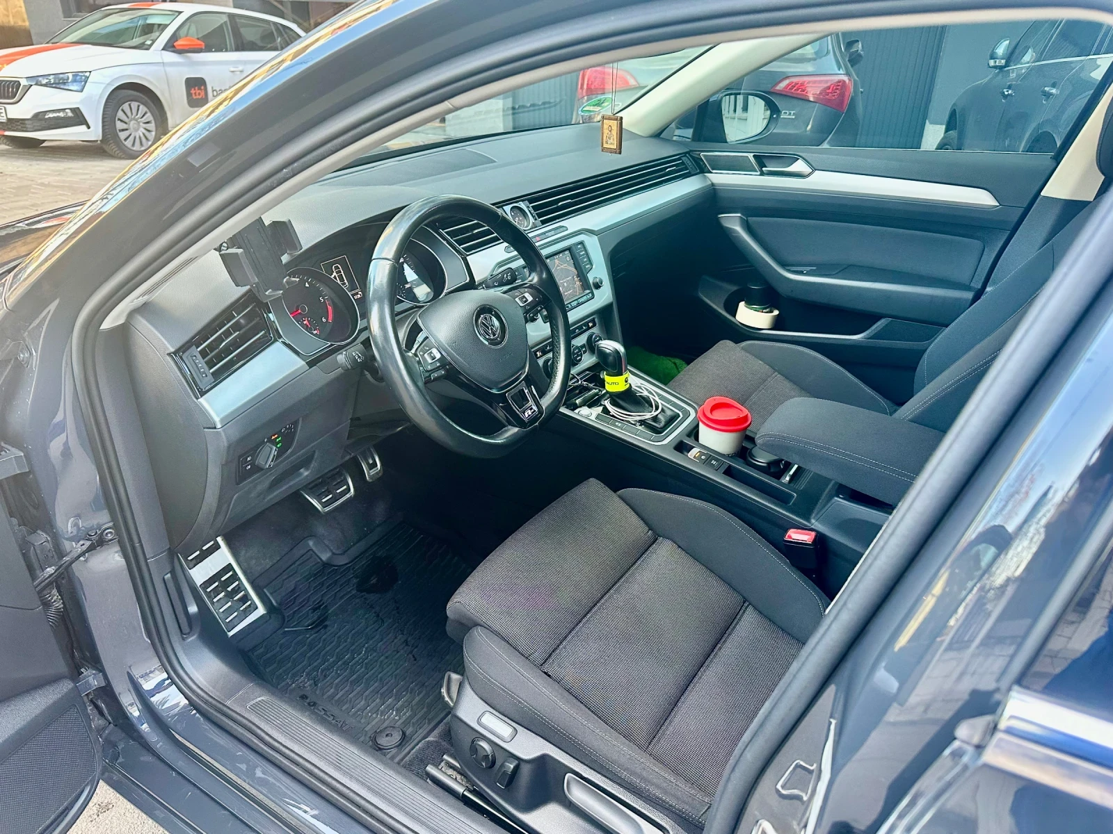 VW Passat 2.0 TDI - изображение 6