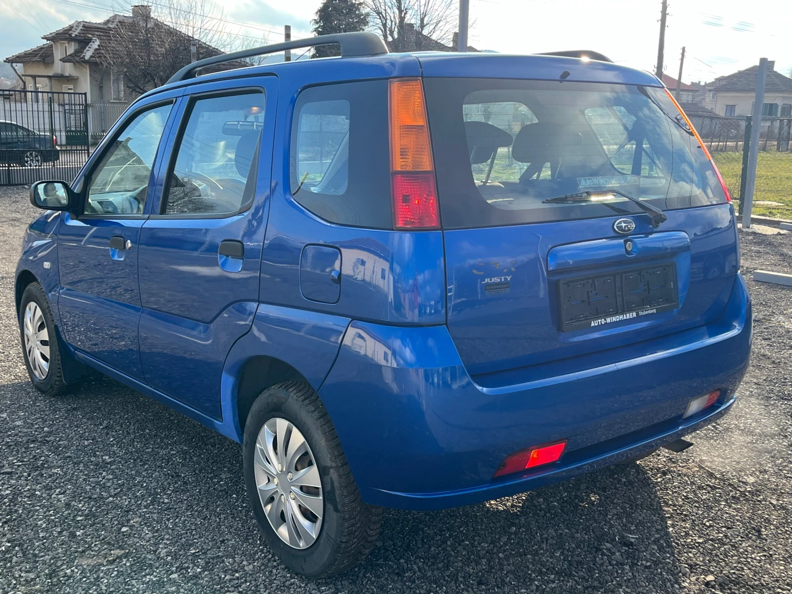 Subaru Justy 1.3 4x4 - изображение 8