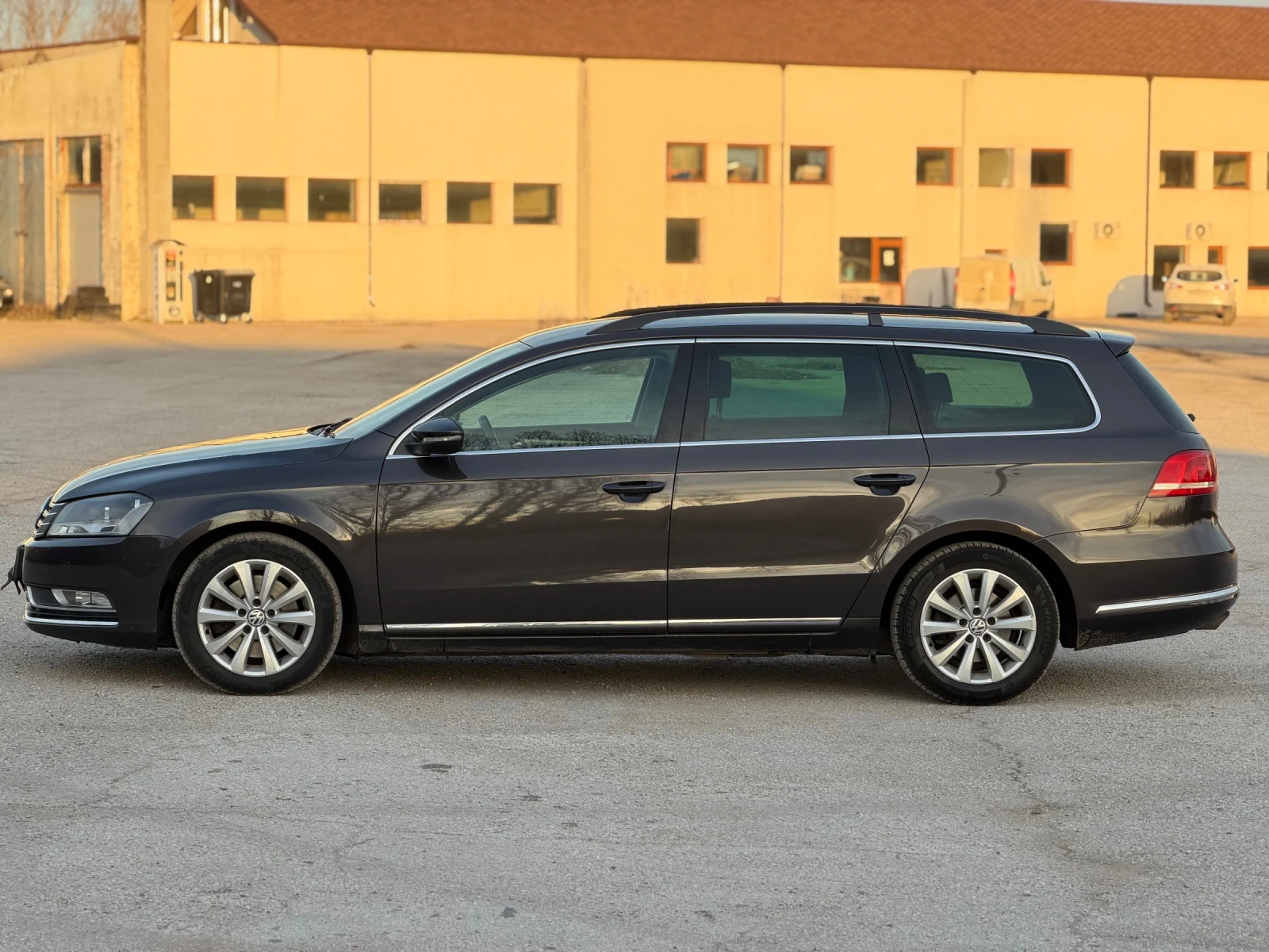 VW Passat 2.0TDI , снимка 6 - Автомобили и джипове - 53802789
