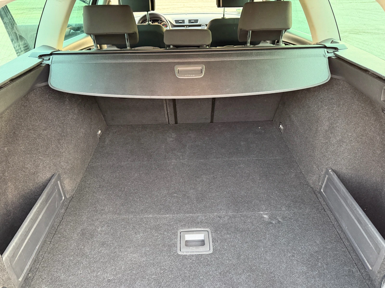 VW Passat 2.0TDI , снимка 12 - Автомобили и джипове - 53802789