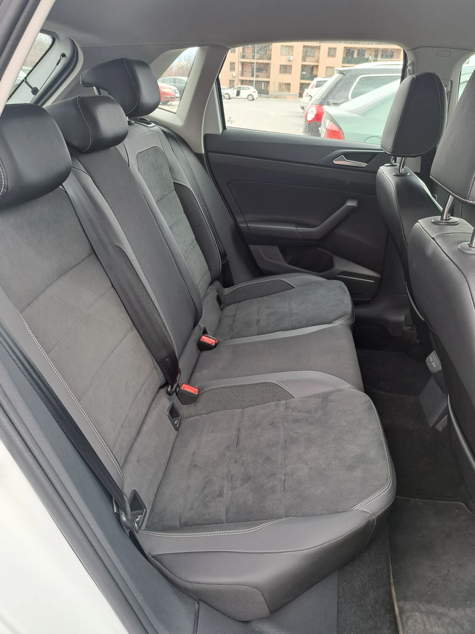 VW Polo КАТО НОВА.39850км.КУКЛИЧКА, снимка 7 - Автомобили и джипове - 53938145