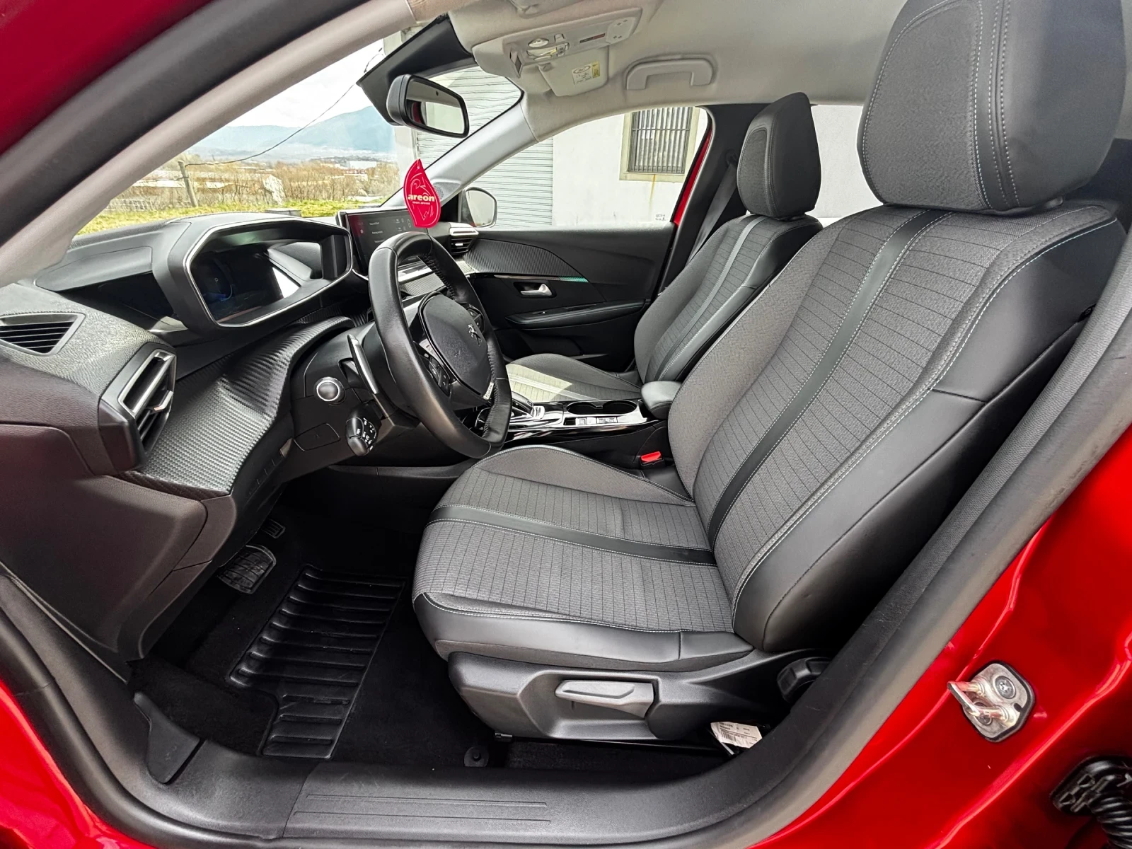 Peugeot 208 1.2 Turbo* AUTOMATIC* 2021* 65 000 KM* DIGITAL COC, снимка 8 - Автомобили и джипове - 53989068