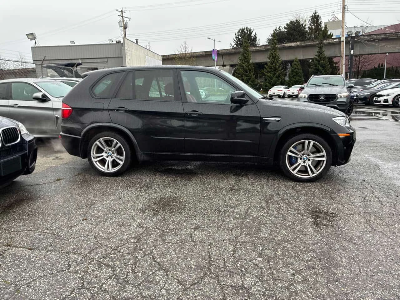 BMW X5M * AWD 4dr * PANO* KEYLESS* ПОДГРЕВ* , снимка 3 - Автомобили и джипове - 54206485