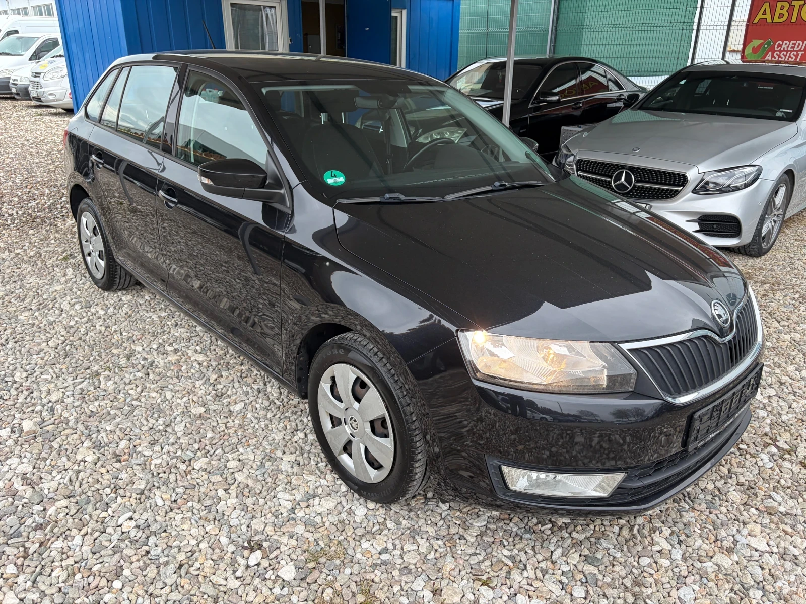 Skoda Rapid 1.4 TDI -DSG, снимка 8 - Автомобили и джипове - 54279537