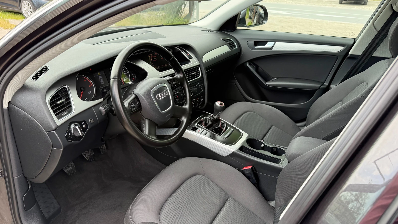 Audi A4 2.0TDI BIXENON, снимка 7 - Автомобили и джипове - 54526319
