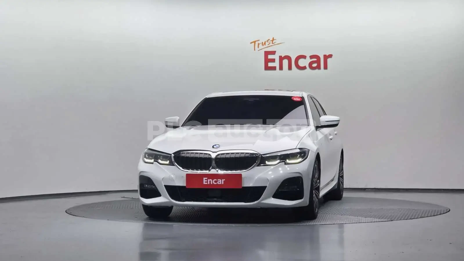 BMW 320 ПОДГРЕВИ * ПАНО * KEYLESS * АВТОКРЕДИТ , снимка 3 - Автомобили и джипове - 54997559