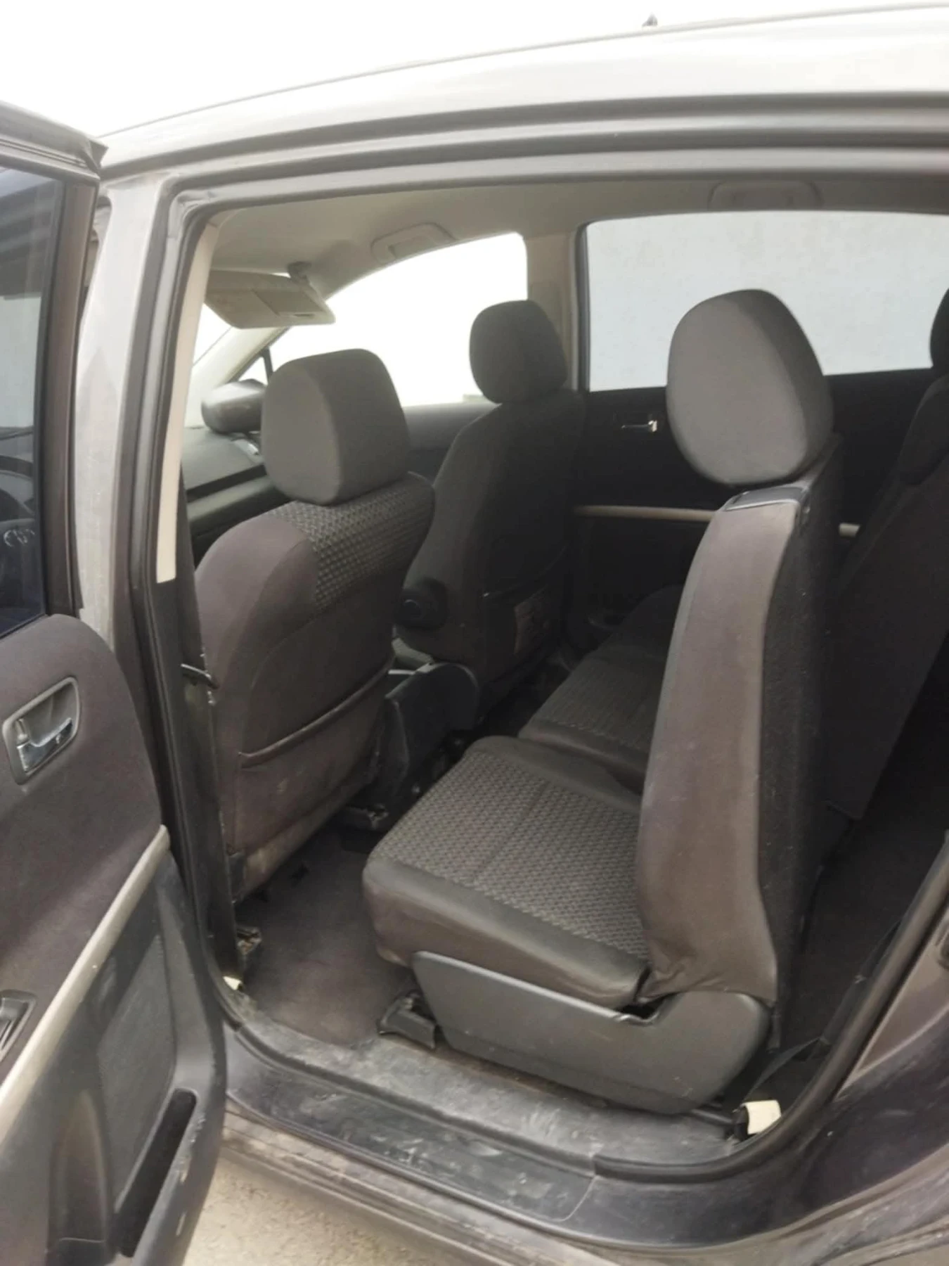 Toyota Corolla verso, снимка 4 - Автомобили и джипове - 55434874