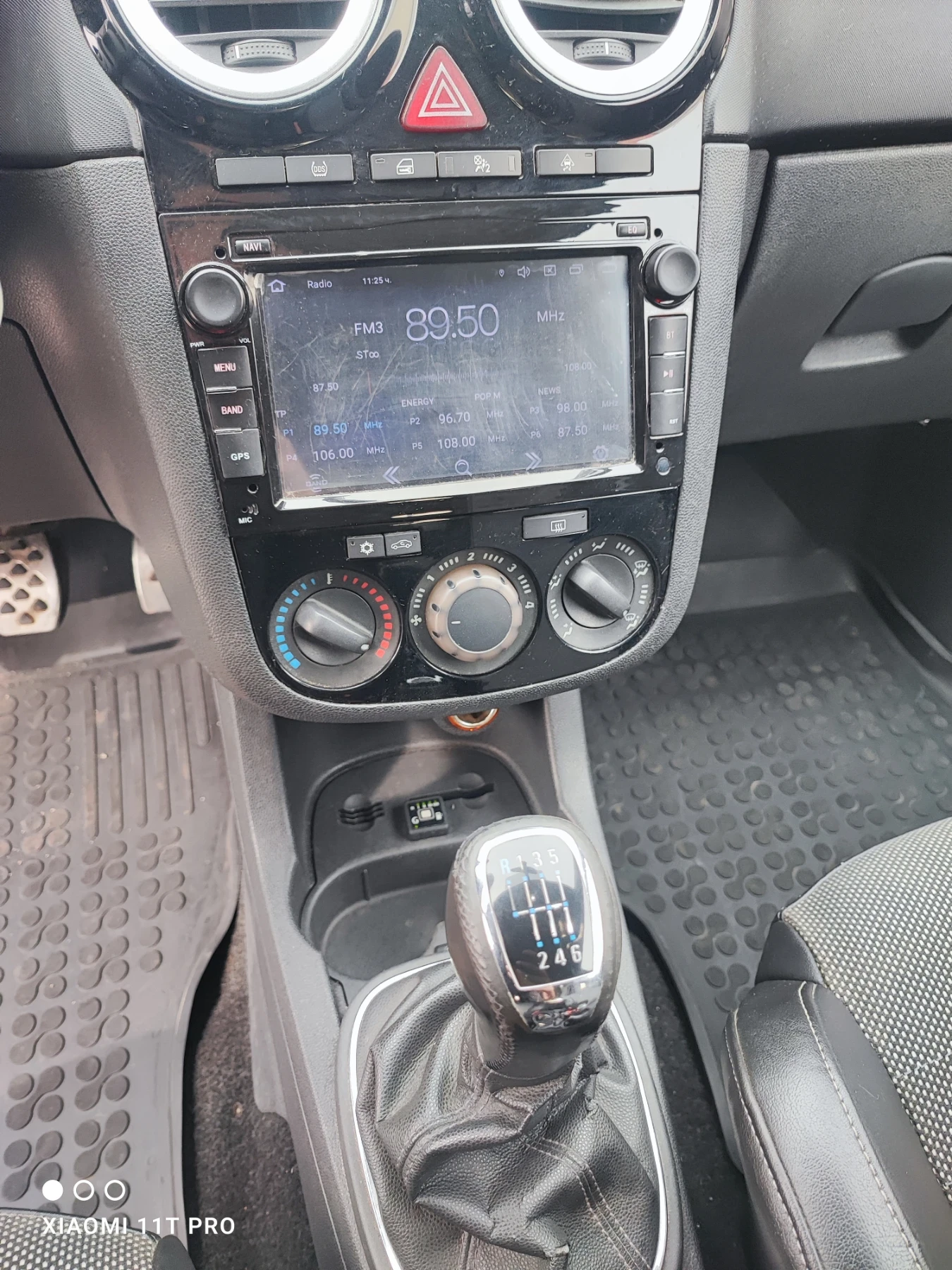 Opel Corsa 1.6 Turbo + LPG, снимка 6 - Автомобили и джипове - 55590461
