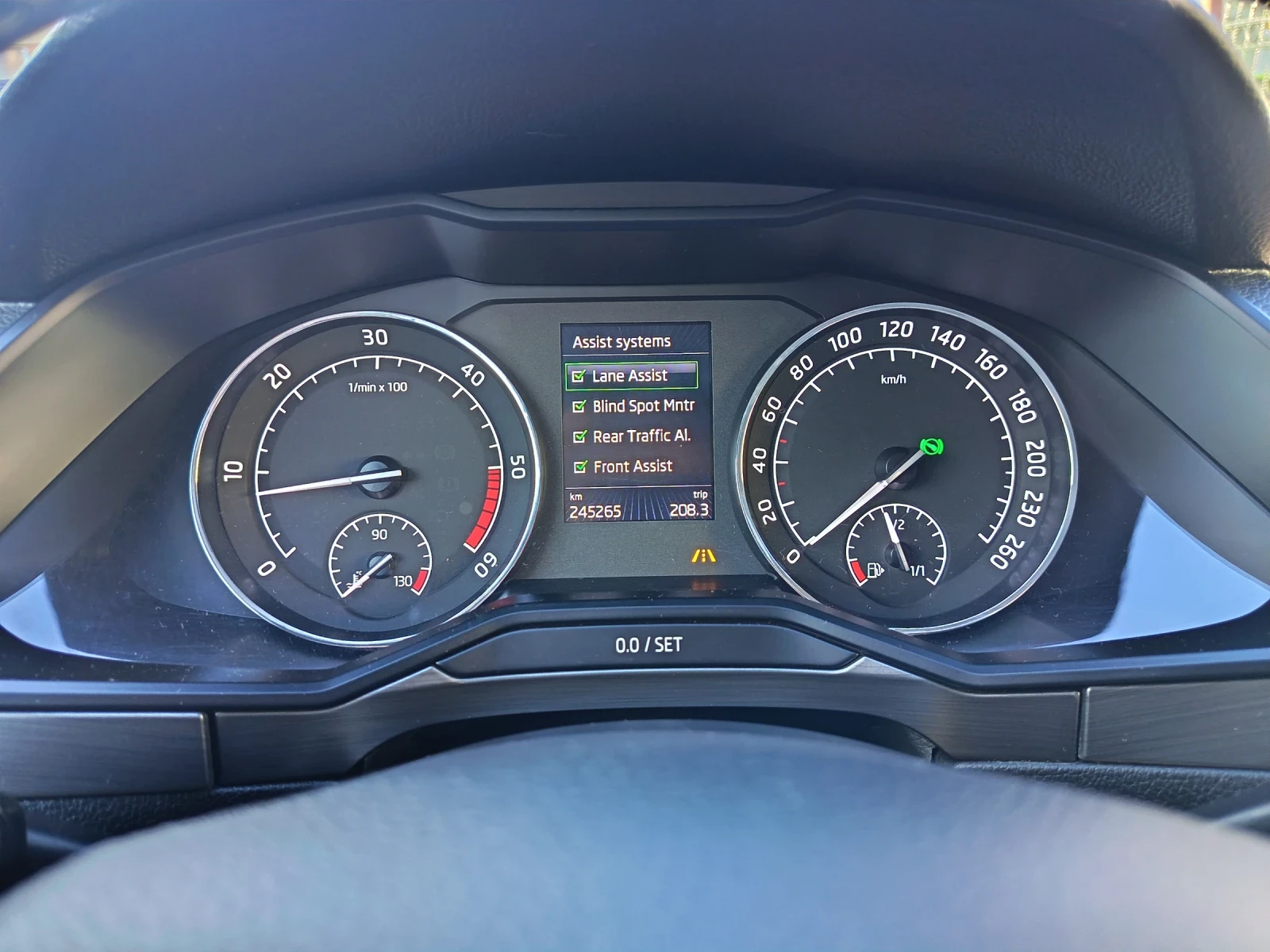 Skoda Superb | Mobile.bg � ����������� 12