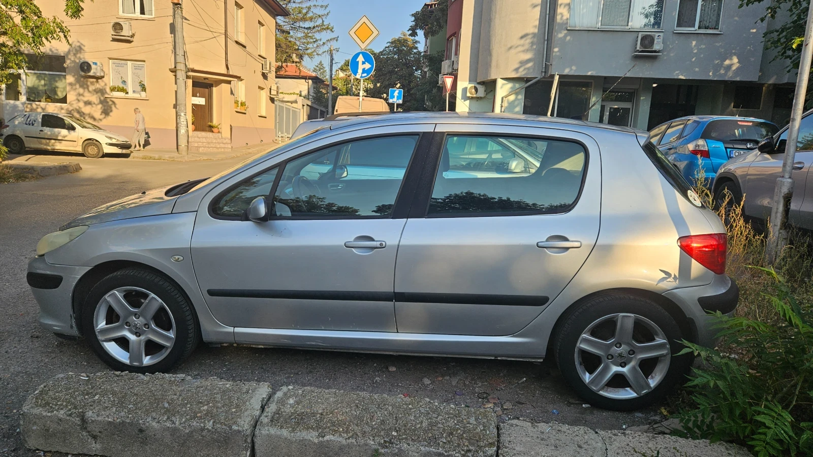 Peugeot 307, снимка 17 - Автомобили и джипове - 56039869