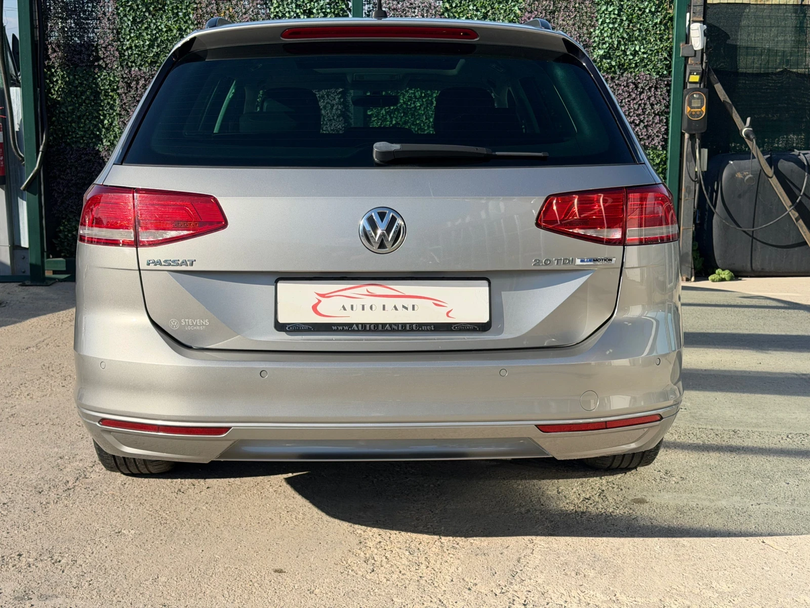 VW Passat PANO/LED/NAVI/CARPLAY/CAM/СОБСТВЕН ЛИЗИНГ, снимка 5 - Автомобили и джипове - 56119988
