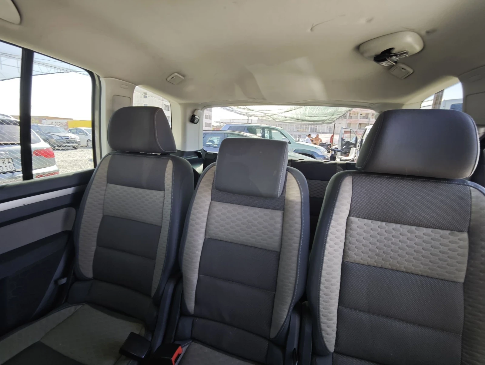 VW Touran 7МЕСТНА , снимка 11 - Автомобили и джипове - 56128698