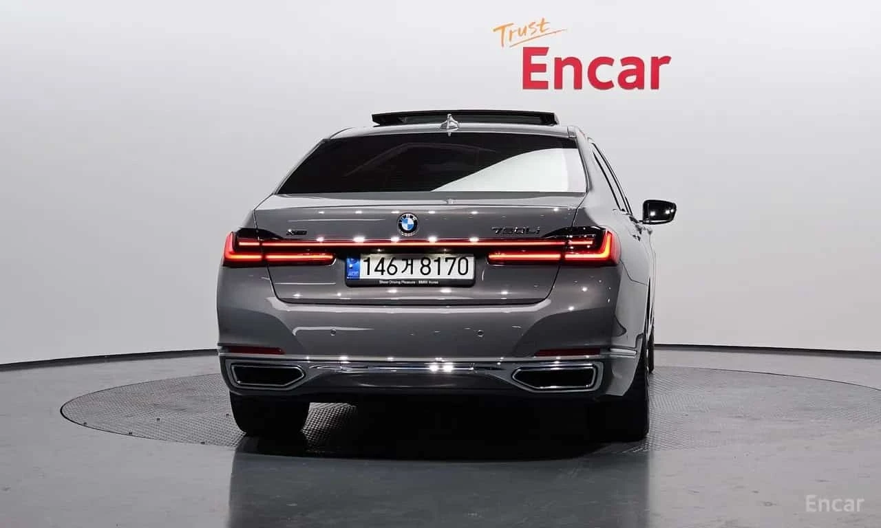 BMW 740 * 740Li xDrive Design Pure Excellence * БЕЗ ПЪРВОН, снимка 4 - Автомобили и джипове - 56303061