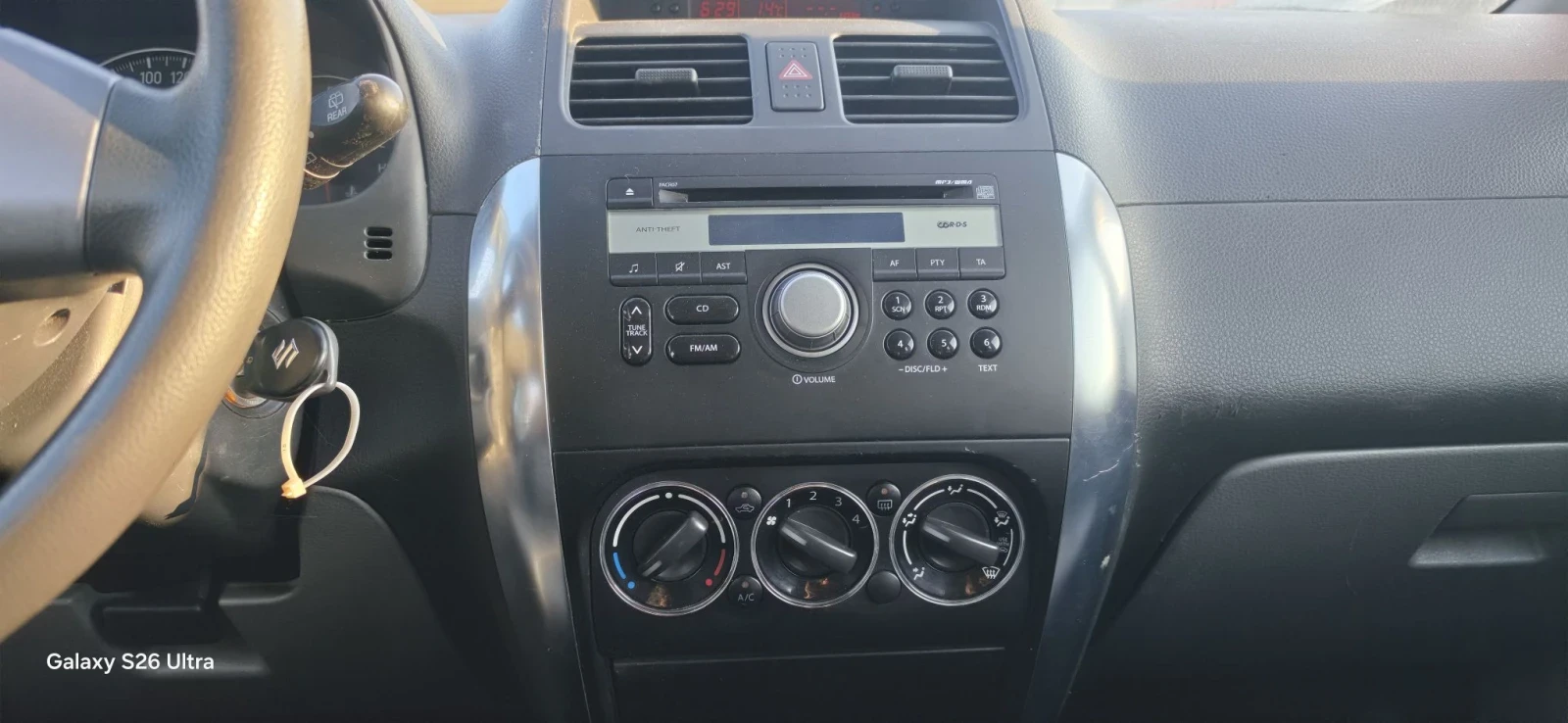 Suzuki SX4 1.9 ddis, снимка 12 - Автомобили и джипове - 56425271