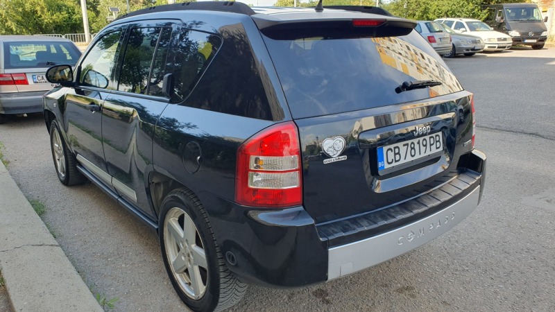 Jeep Compass 2.4i ГАЗ 4х4 , снимка 14 - Автомобили и джипове - 46417642