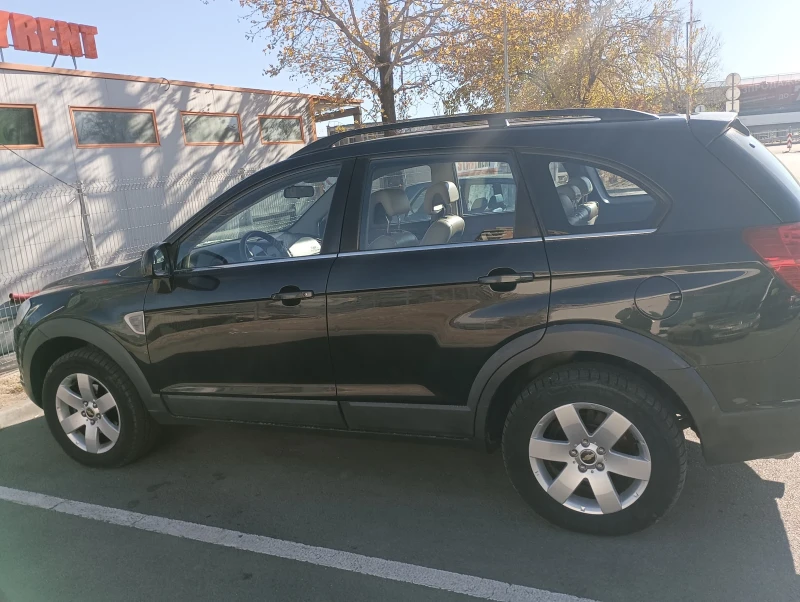 Chevrolet Captiva, снимка 5 - Автомобили и джипове - 48089772