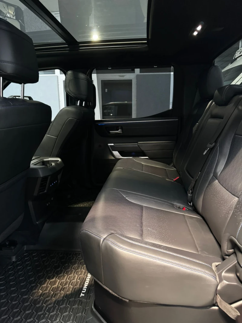 Toyota Tundra 3.4* V6* CREWMAX*   * PLATINUM *   БЕЗ УДAРИ * , снимка 12 - Автомобили и джипове - 52371465