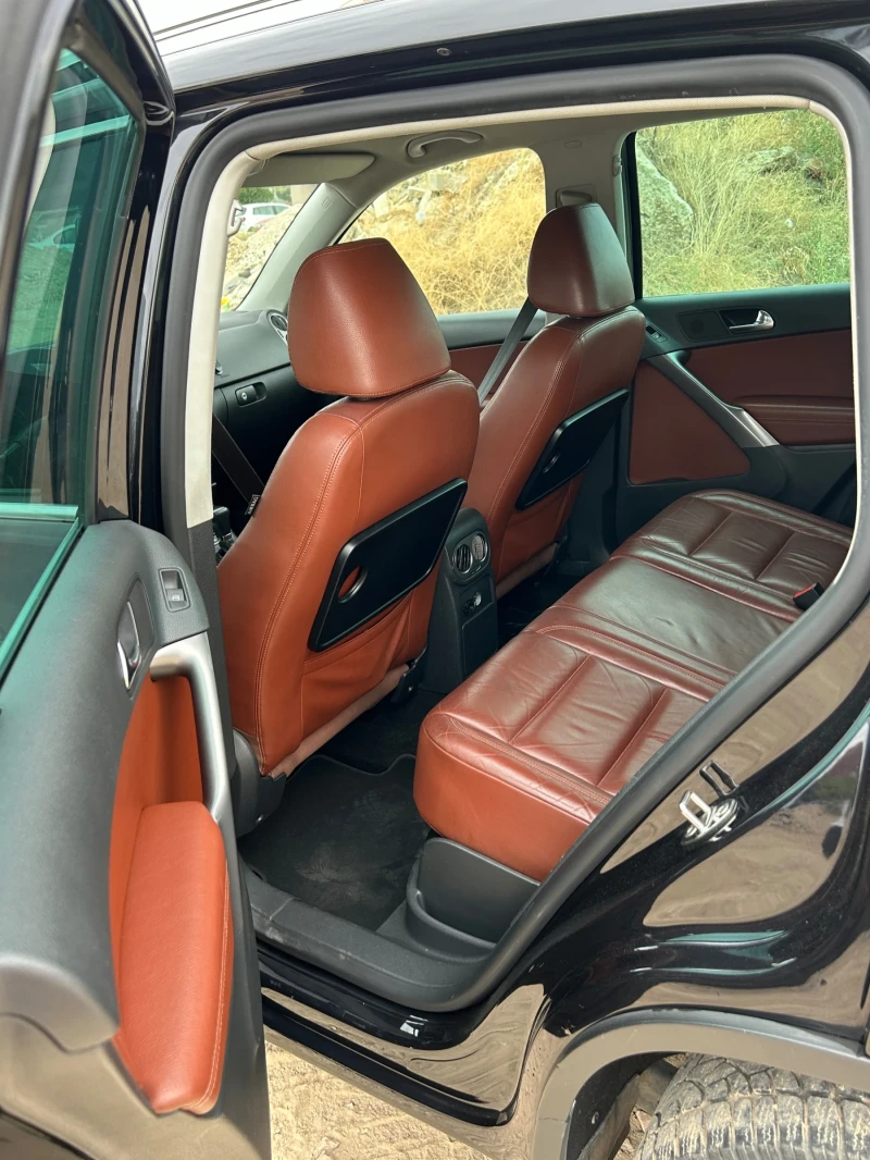 VW Tiguan VW Tiguan 4Motion 2.0 TDI DSG, снимка 15 - Автомобили и джипове - 52922335