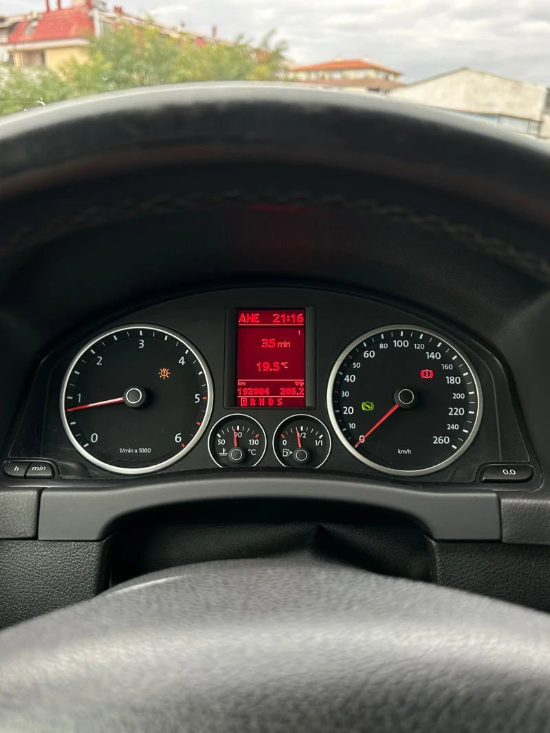 VW Tiguan VW Tiguan 4Motion 2.0 TDI DSG, снимка 9 - Автомобили и джипове - 52922335