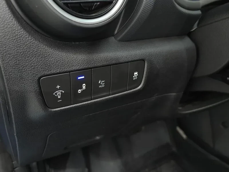 Hyundai Kona 1.6 2Wd Modern Art, снимка 17 - Автомобили и джипове - 53767608