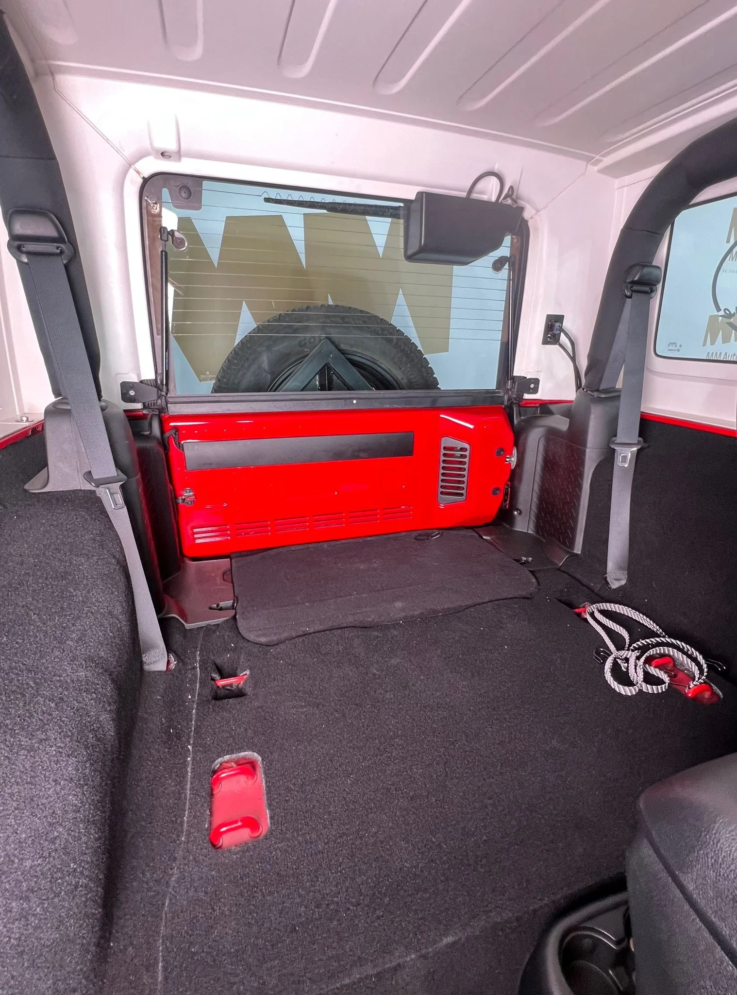 Jeep Wrangler s | Mobile.bg   11