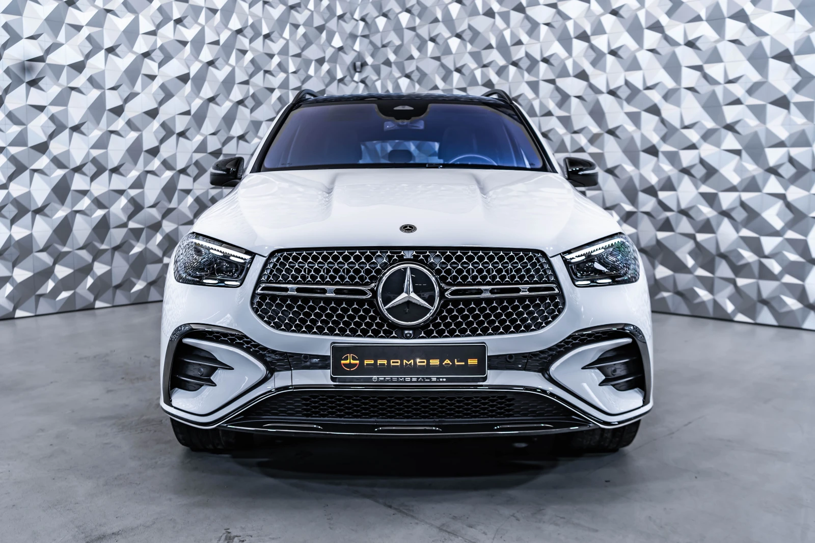 Mercedes-Benz GLE 450 AMG d 4M AMG* Night* Pano* Burm - изображение 2