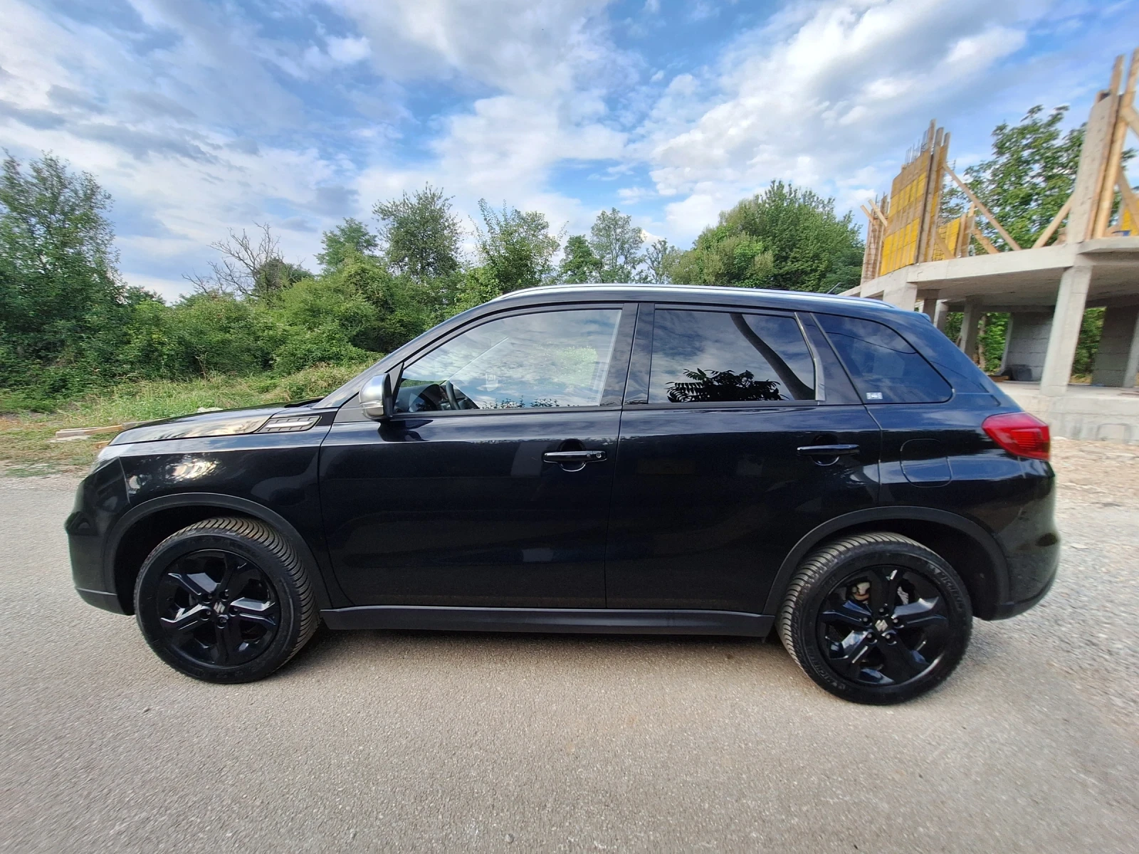 Suzuki Vitara 1.4 boosterjet turbo 4x4 AllGrip 4+ 1 места - изображение 4