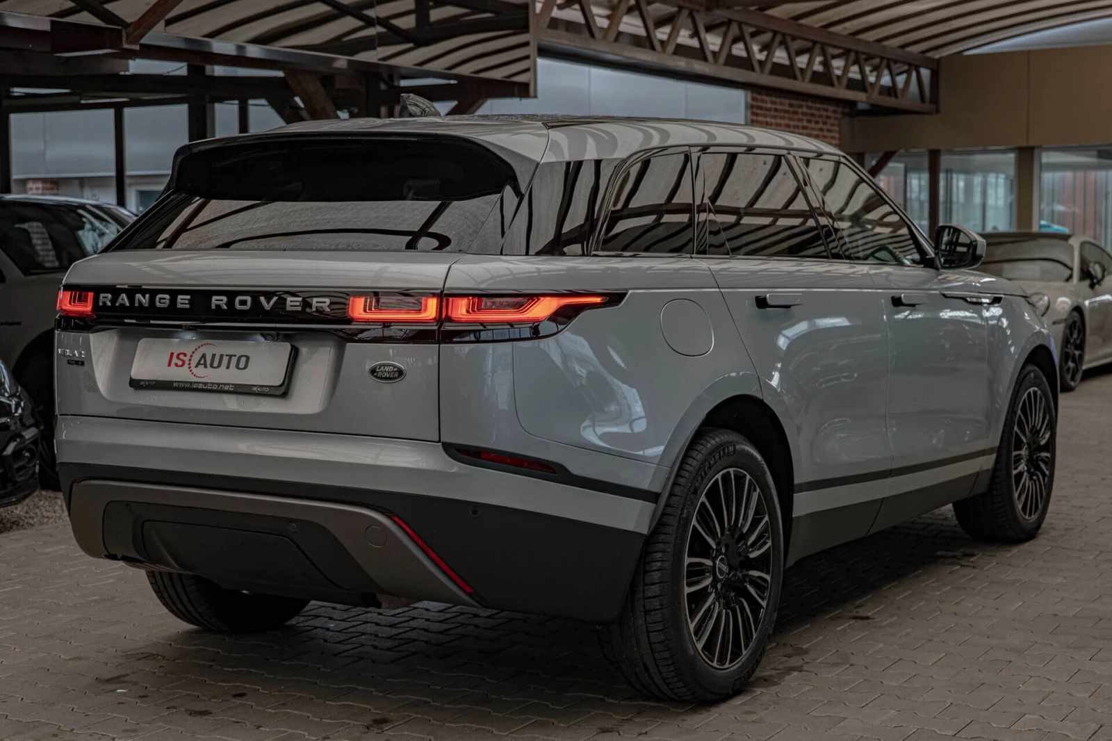 Land Rover Range Rover Velar D180/AWD/Virtual/FullLed/LaneAssist/MERIDIAN - изображение 5