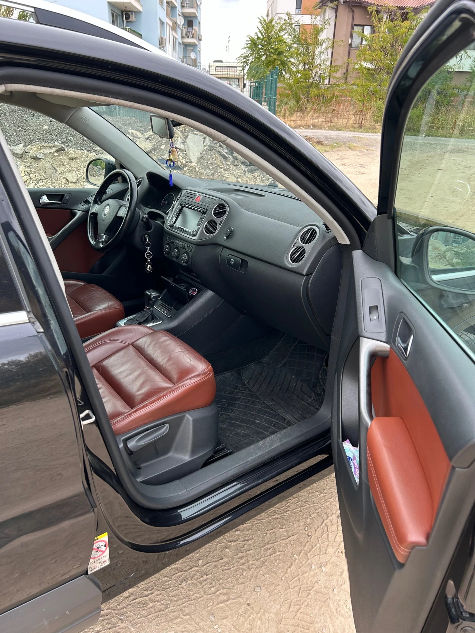 VW Tiguan VW Tiguan 4Motion 2.0 TDI DSG - изображение 10