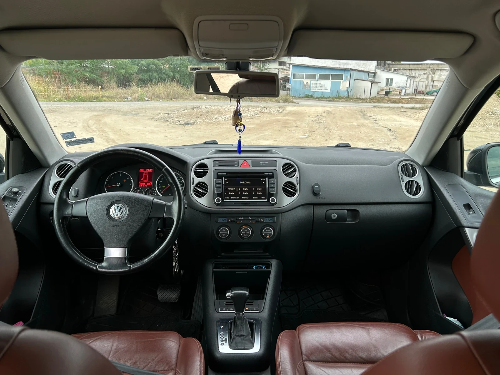 VW Tiguan VW Tiguan 4Motion 2.0 TDI DSG - изображение 8