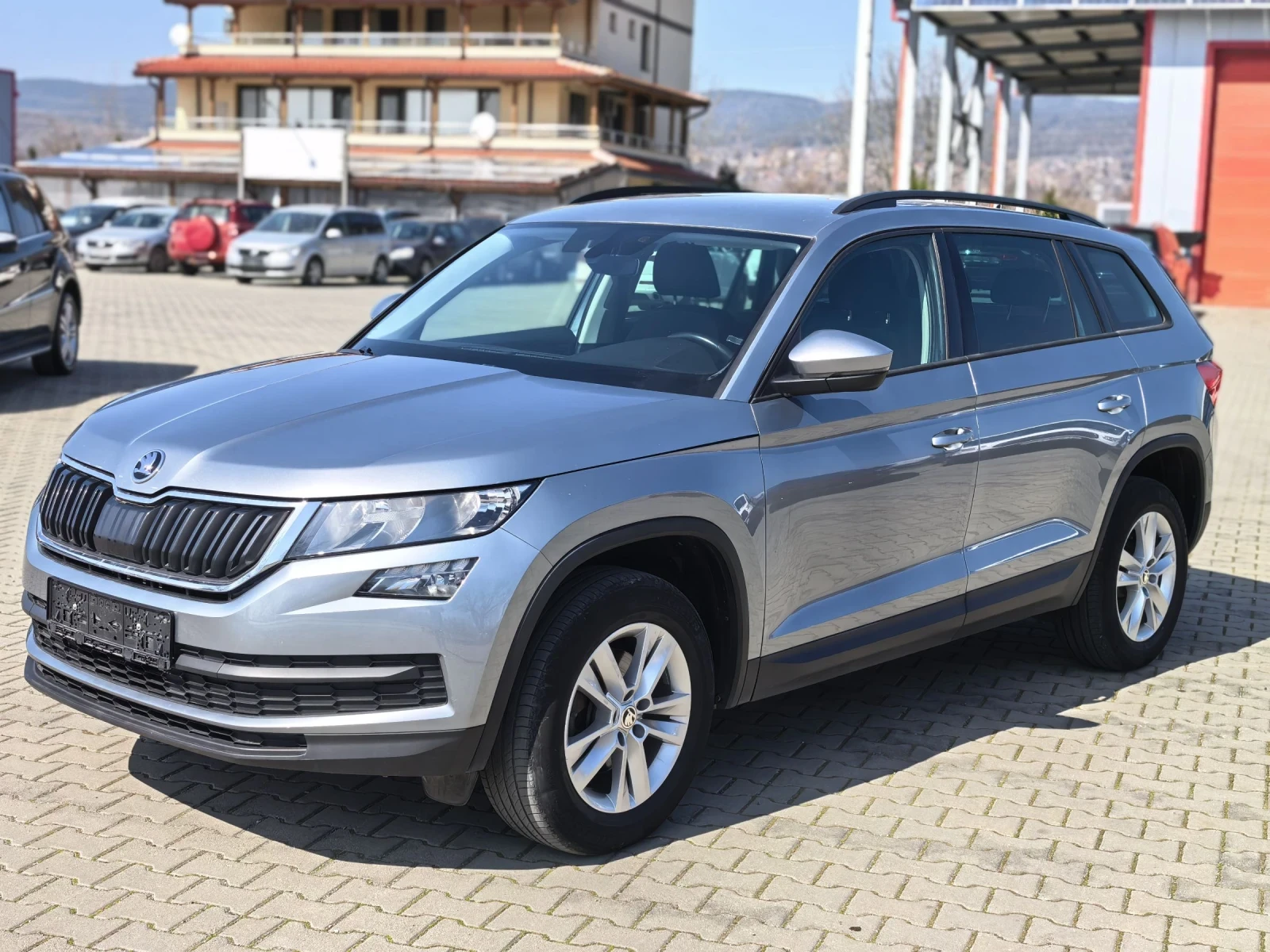 Skoda Kodiaq 2.0тди 150кс Автоматик , снимка 2 - Автомобили и джипове - 53836163