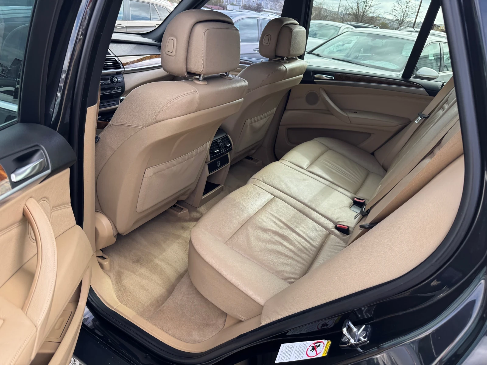 BMW X5 3.0d  sport, снимка 14 - Автомобили и джипове - 54193390