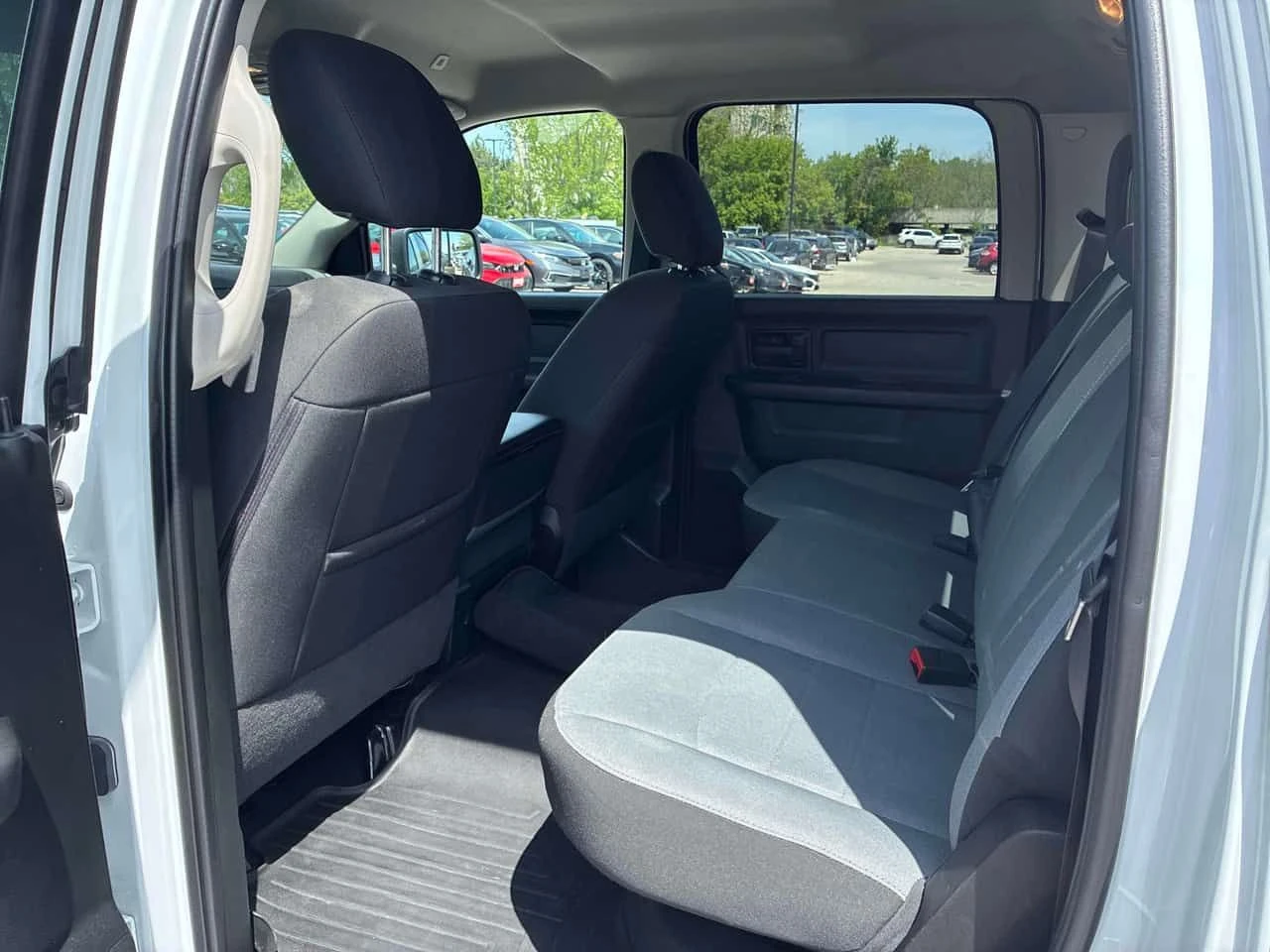 Dodge RAM 1500 * Tradesman * CARFAX * ��� ������������ ������ | Mobile.bg � ����������� 12