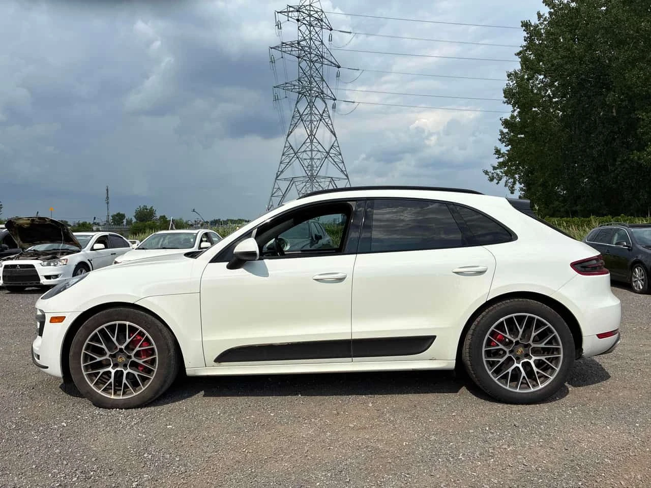 Porsche Macan TURBO * BOSE* ОБДУХВНЕ* ПАНОРАМА* КЛИП НА МОТОРА* , снимка 3 - Автомобили и джипове - 55441114